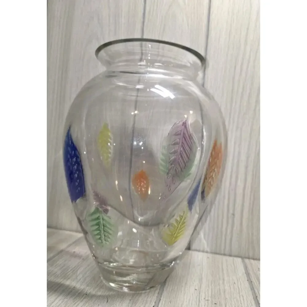 Vtg Urn Shaped Art Glass Vase Multicolored Leaves Beautiful 10
